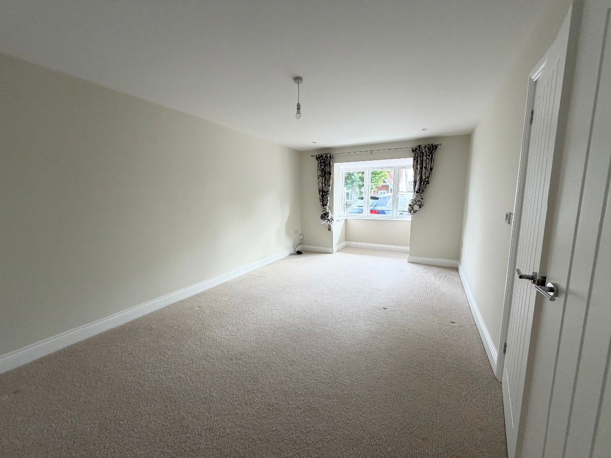 House Parkstone Avenue in Castle Point