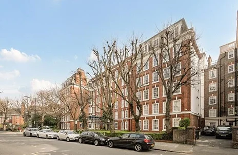 Flat Circus Road in City of Westminster