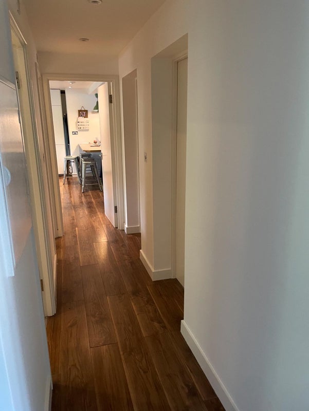 Room Macaulay Road in Greater London