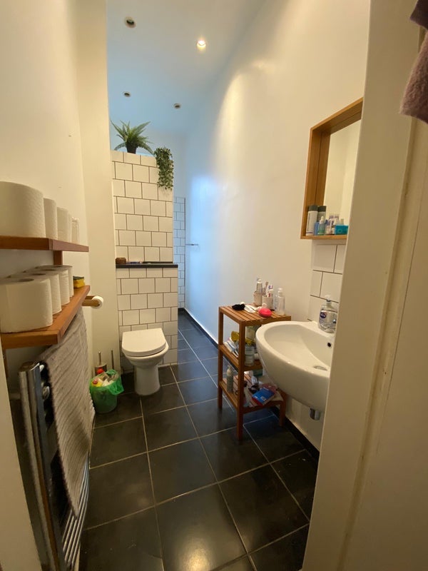 Room Roslea Drive in Glasgow
