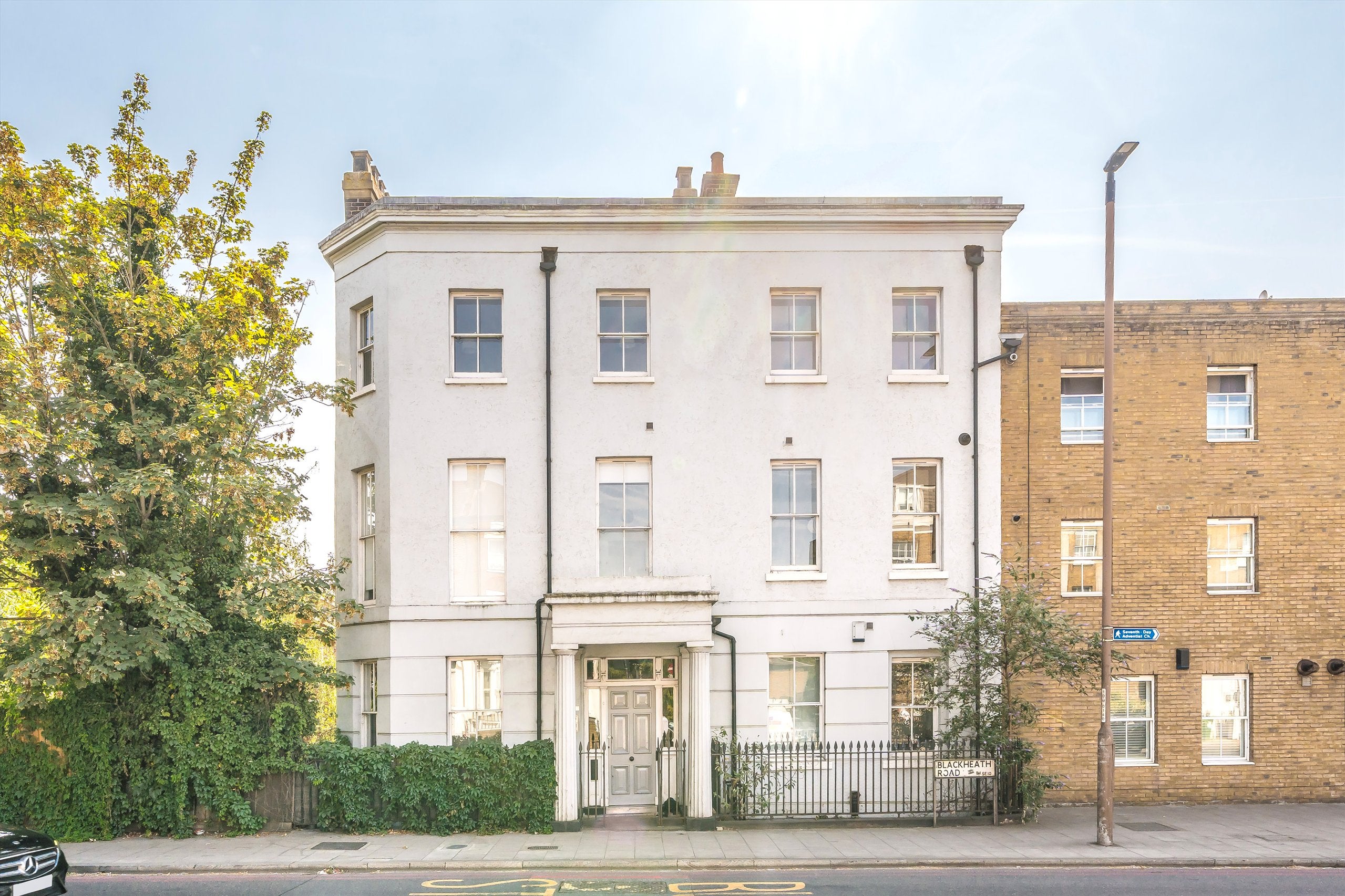 Flat Blackheath Road in Greater London