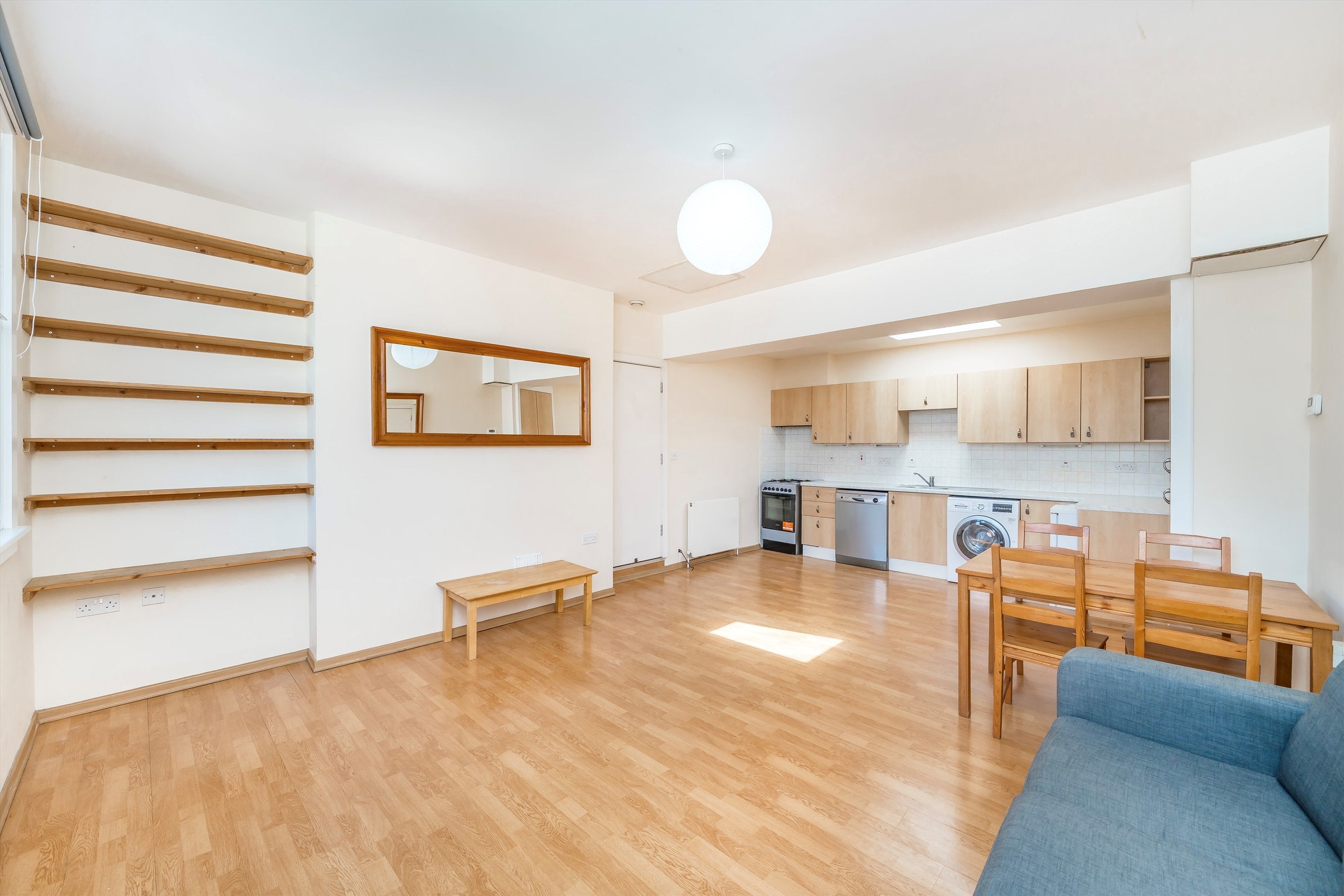 Flat Blackheath Road in Greater London