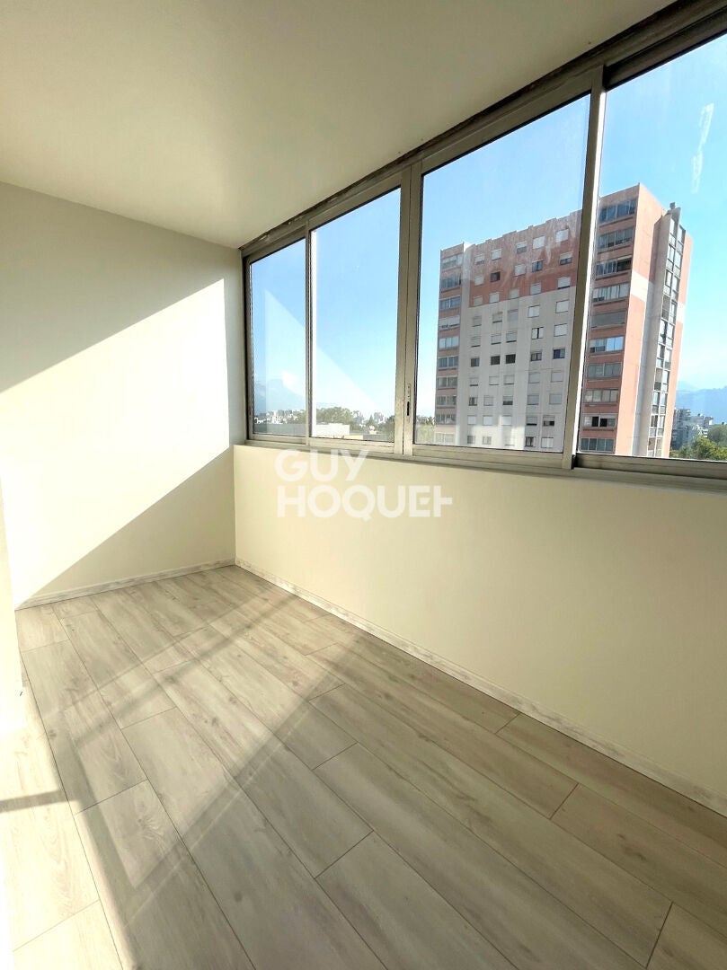 Appartement Allée de Roussillon à Échirolles