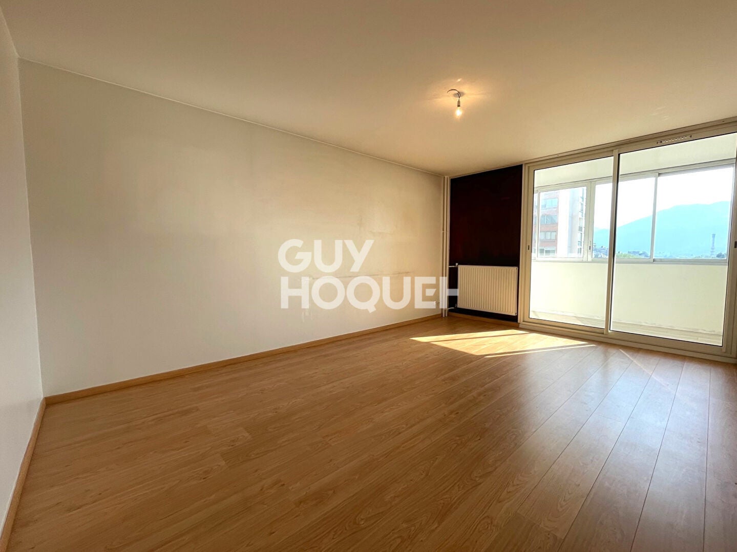 Appartement Allée de Roussillon à Échirolles