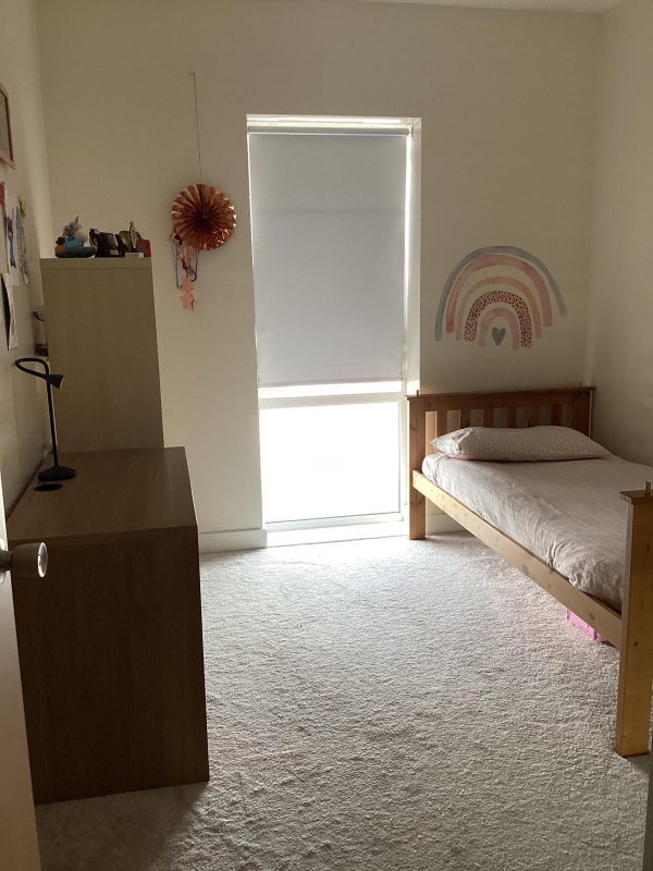 Room Watson Place in Greater London
