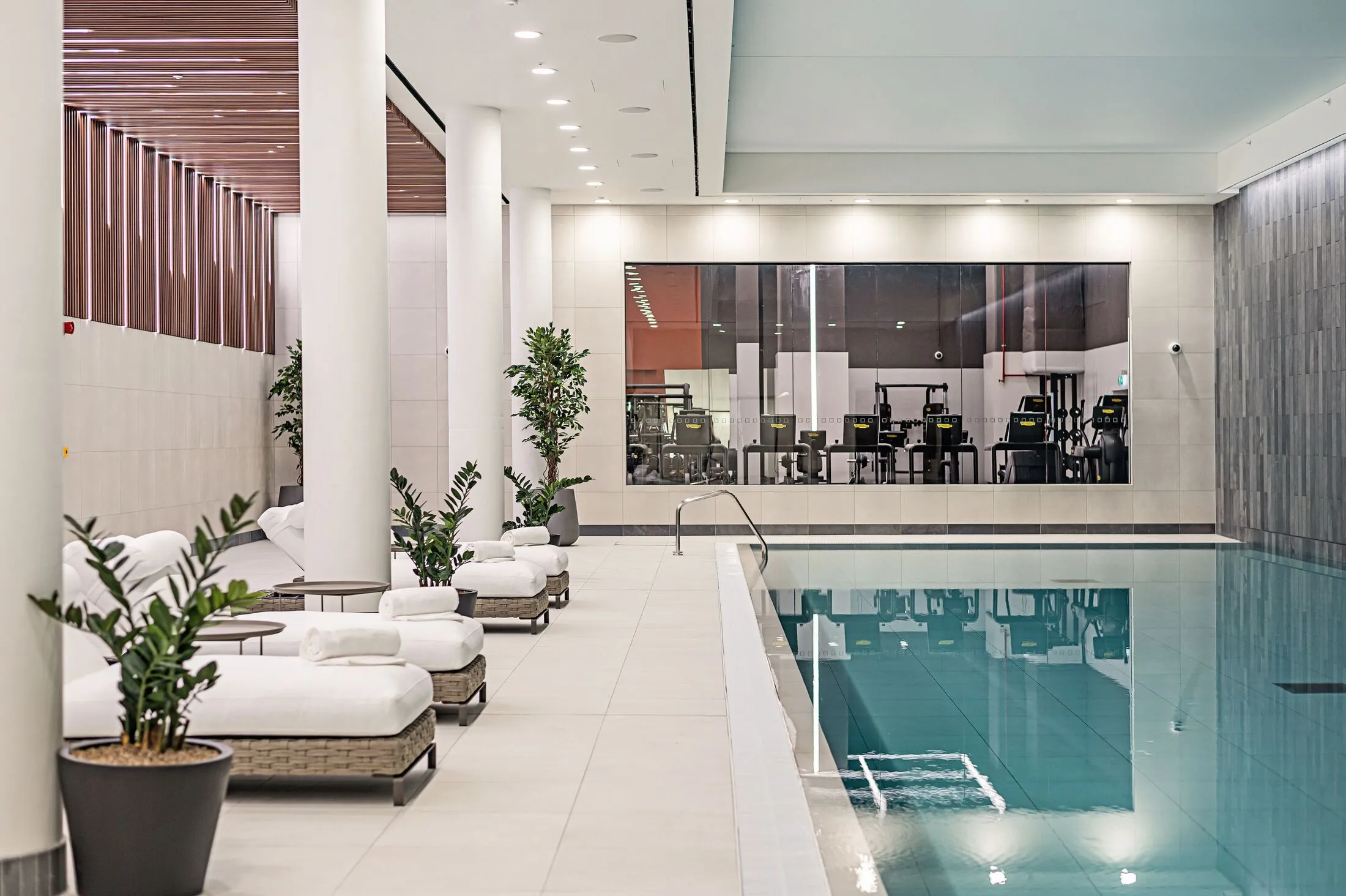 Flat Cherry Park Lane in Greater London