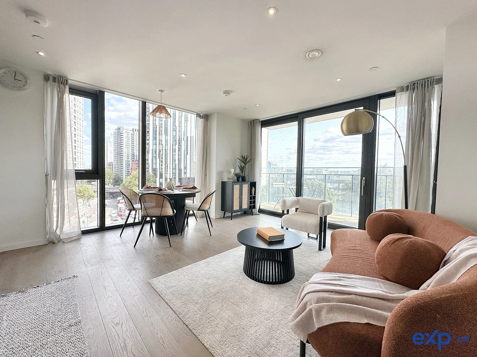 Flat St. Gabriel Walk in Greater London