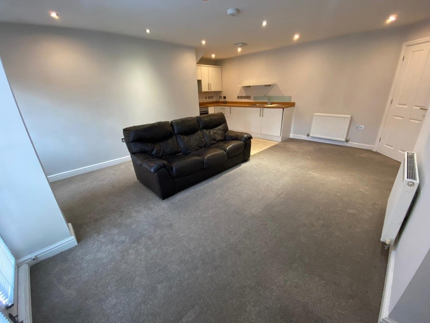 Flat Swan Street in Royal Leamington Spa