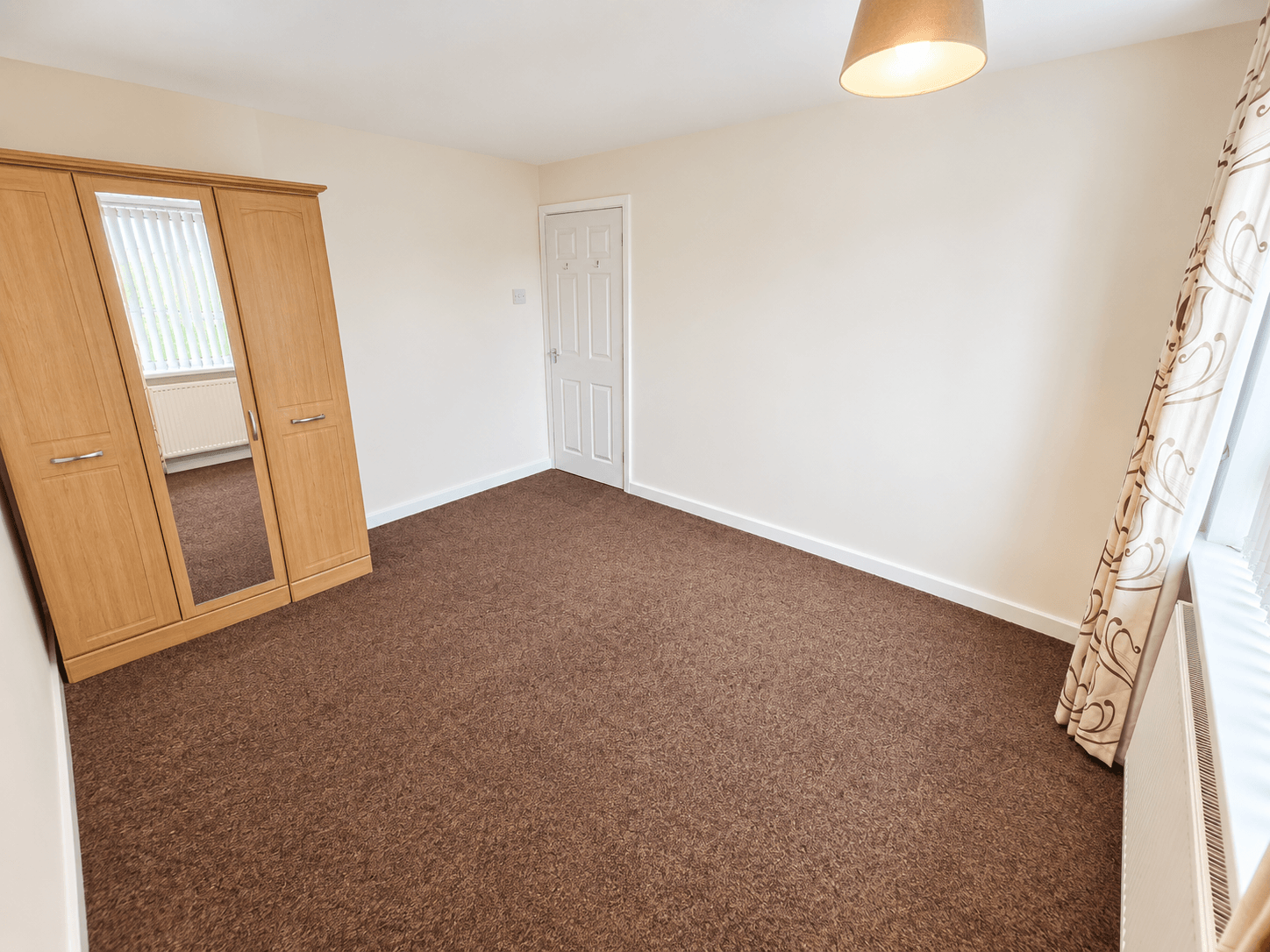 Flat Shirlett Close in Coventry