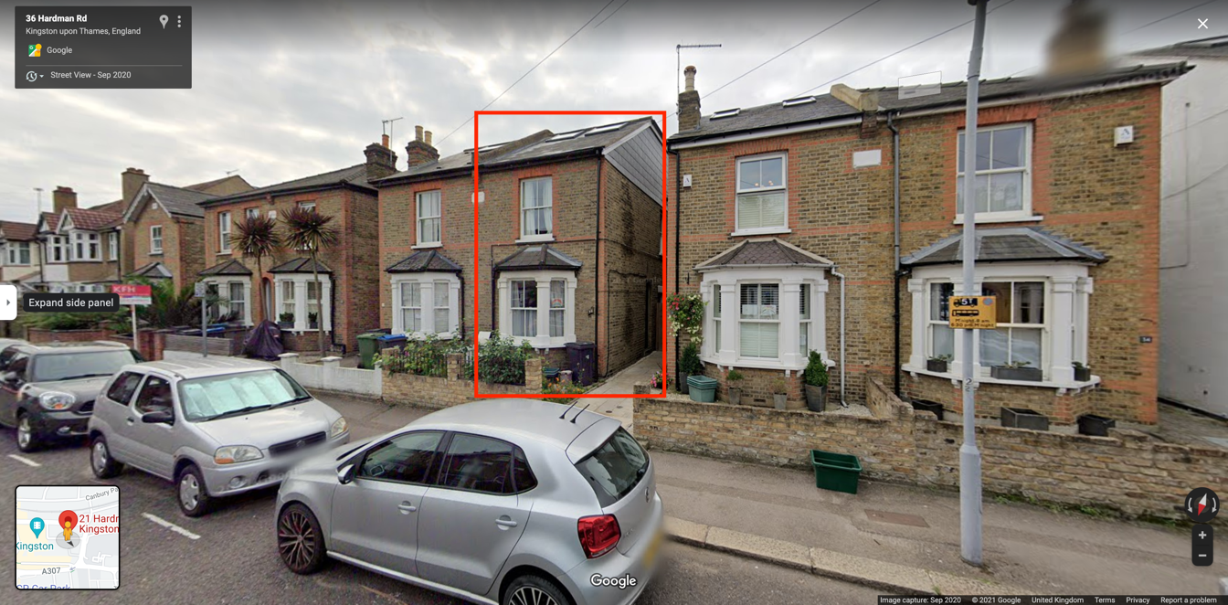Flat Hardman Road in Greater London