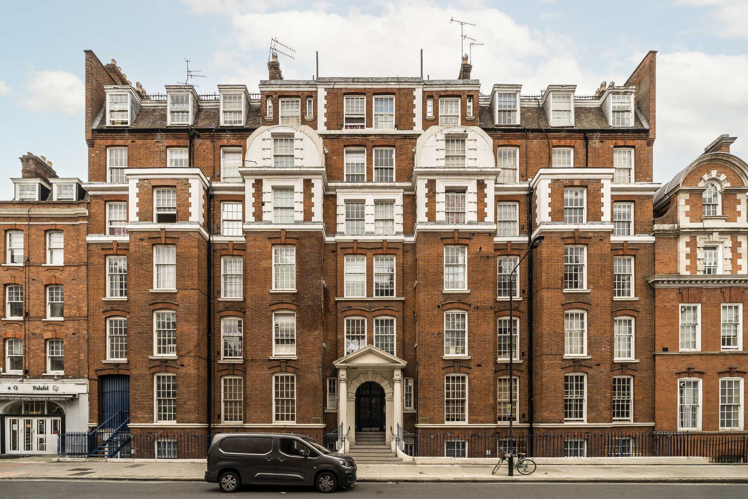 Flat Tavistock Place in Greater London