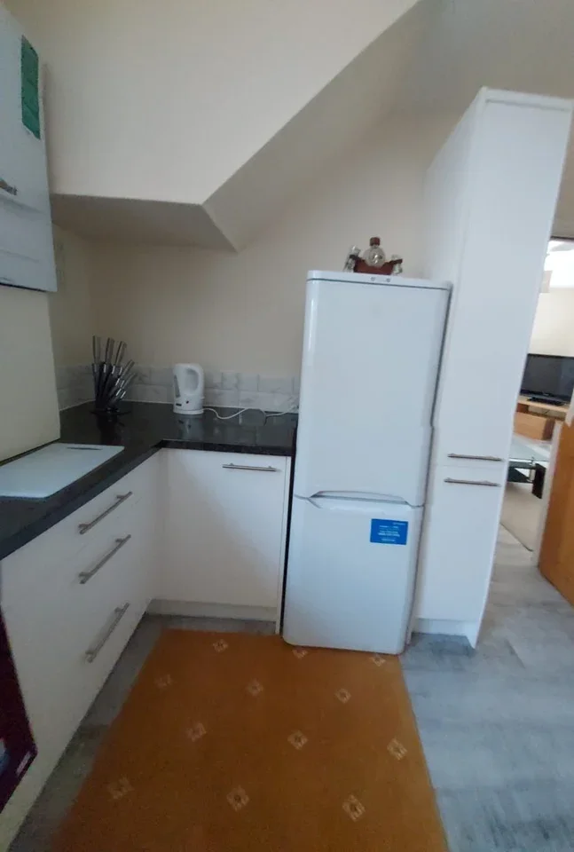 Flat Bromhedge in Greater London