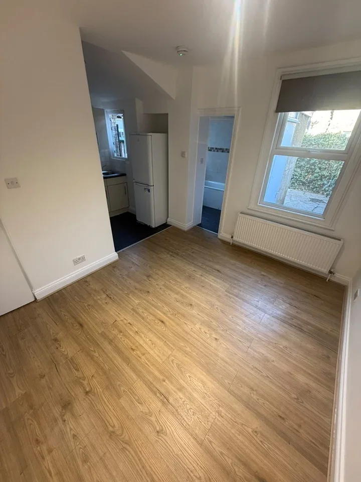 House Lordship Lane in Greater London