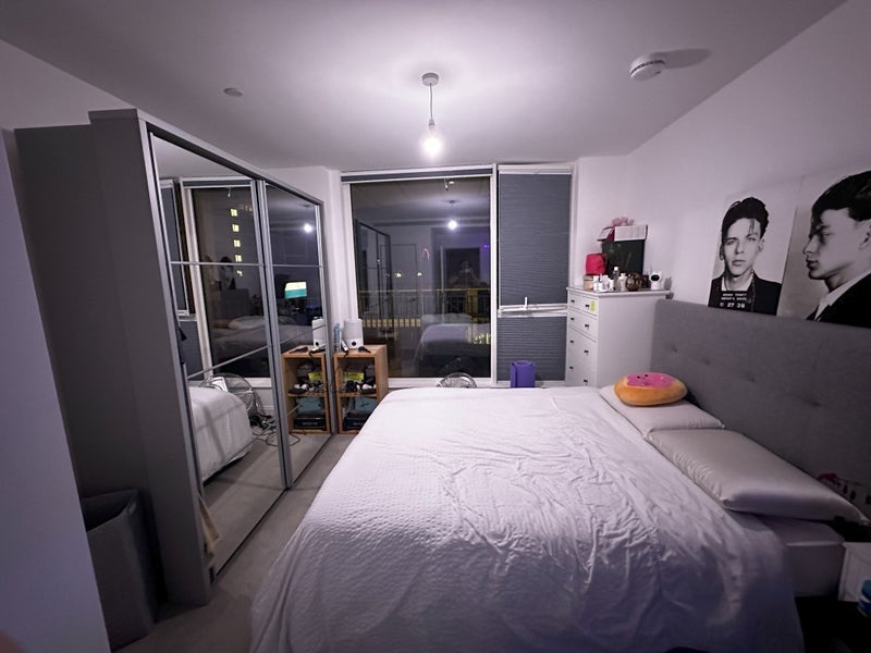 Room Kennington Lane in Greater London