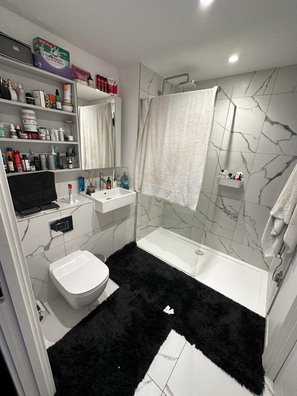 Room Kennington Lane in Greater London
