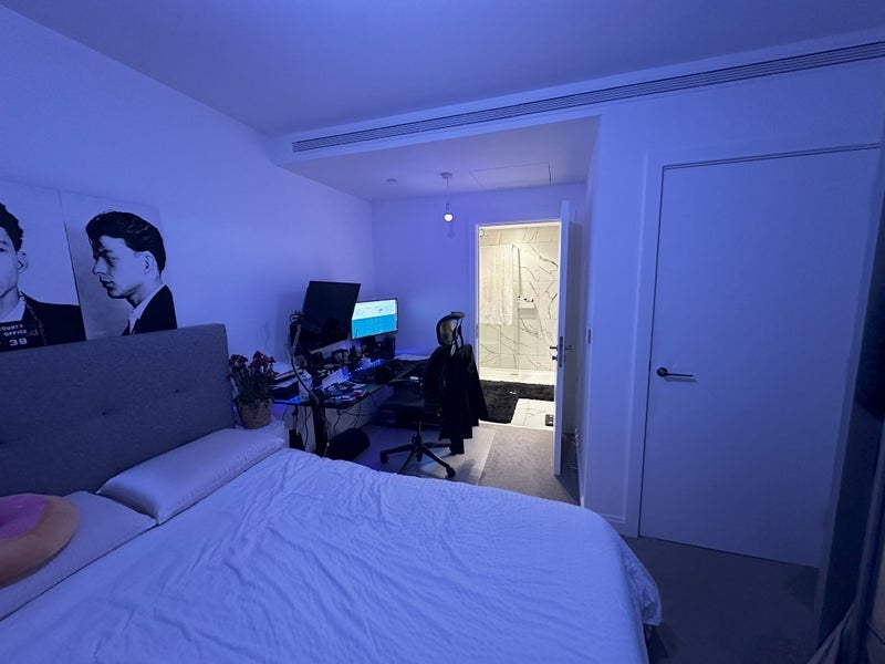 Room Kennington Lane in Greater London