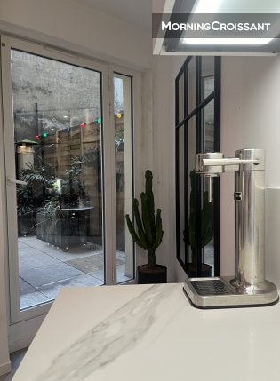 Flat Rue du Faubourg Saint-Martin in Paris