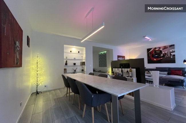 Flat Rue du Faubourg Saint-Martin in Paris