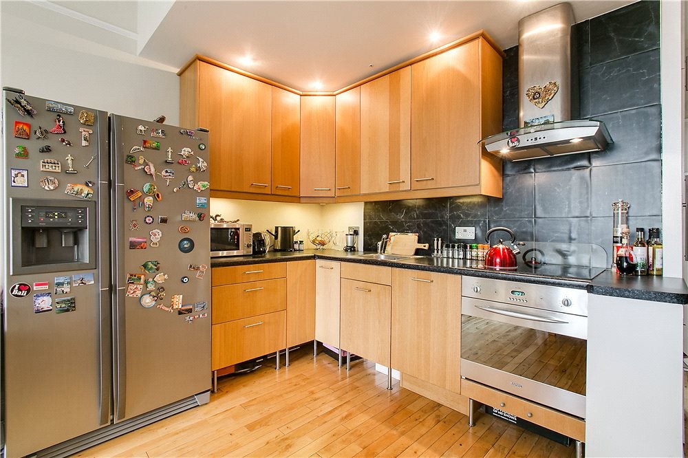 Flat Palliser Road in Greater London