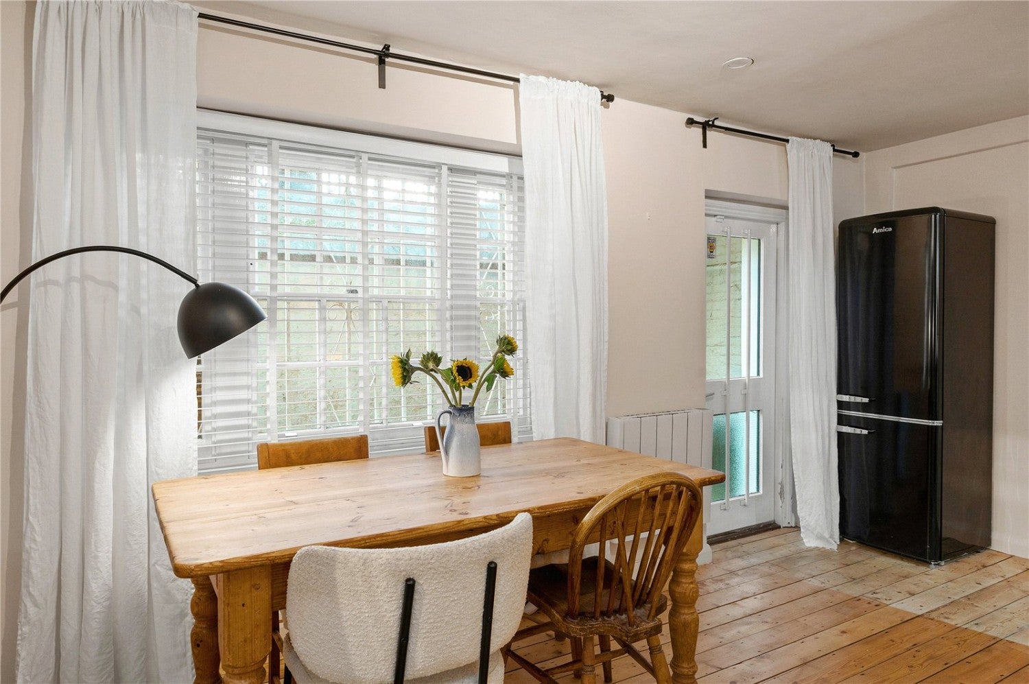 Flat Claremont Square in Greater London