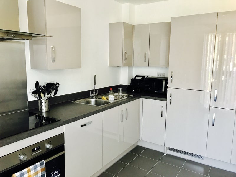 Room Whiston Road in Greater London