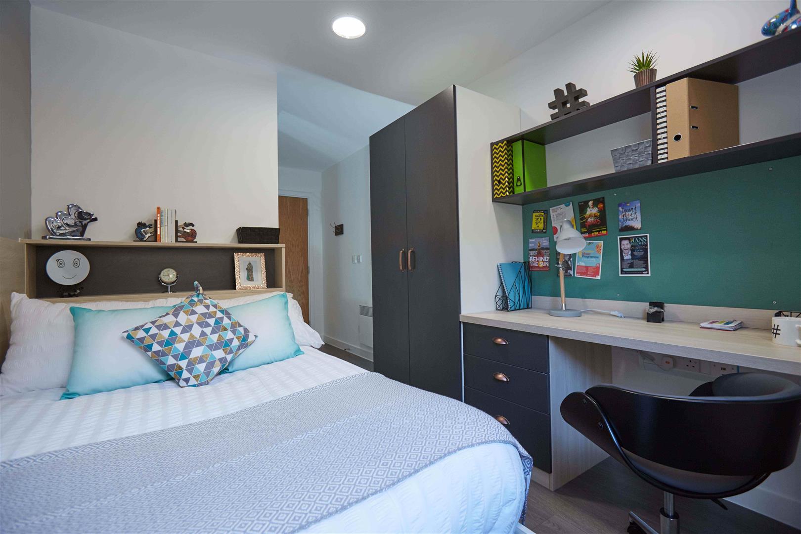 Room Blackhorse Lane in Greater London