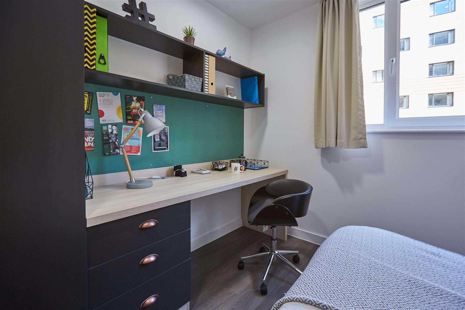 Room Blackhorse Lane in Greater London