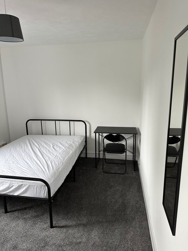 Room North Road in Harry Stoke