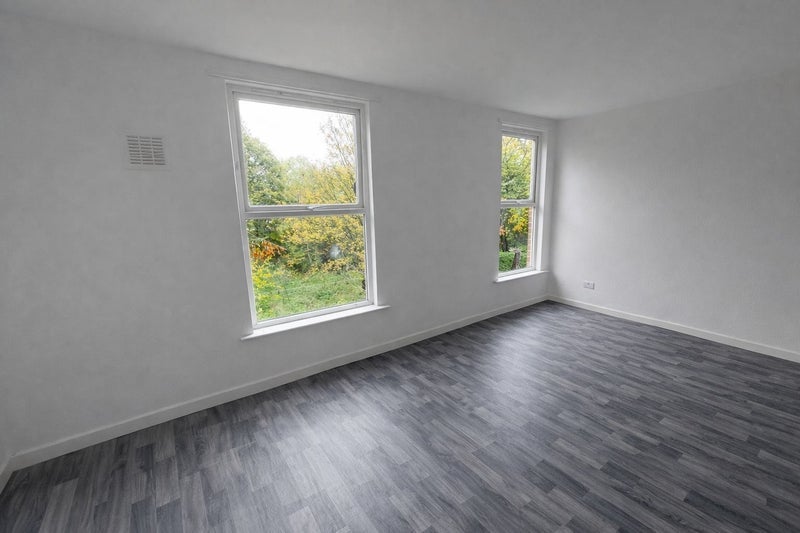 Flat Brookfield Road in Leeds
