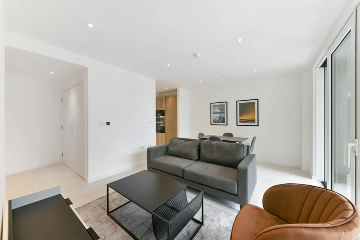 Flat Sidney Street in Greater London