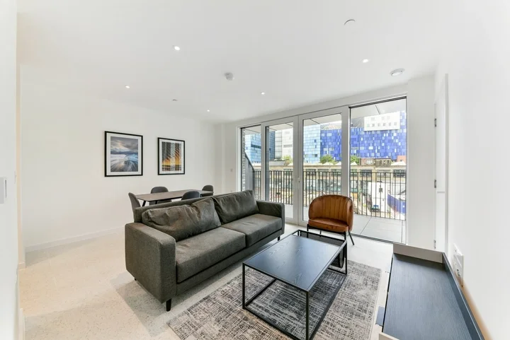Flat Sidney Street in Greater London