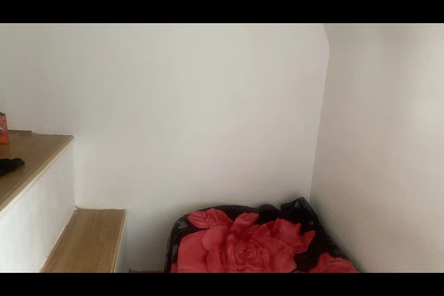 Room Purley Way in Greater London