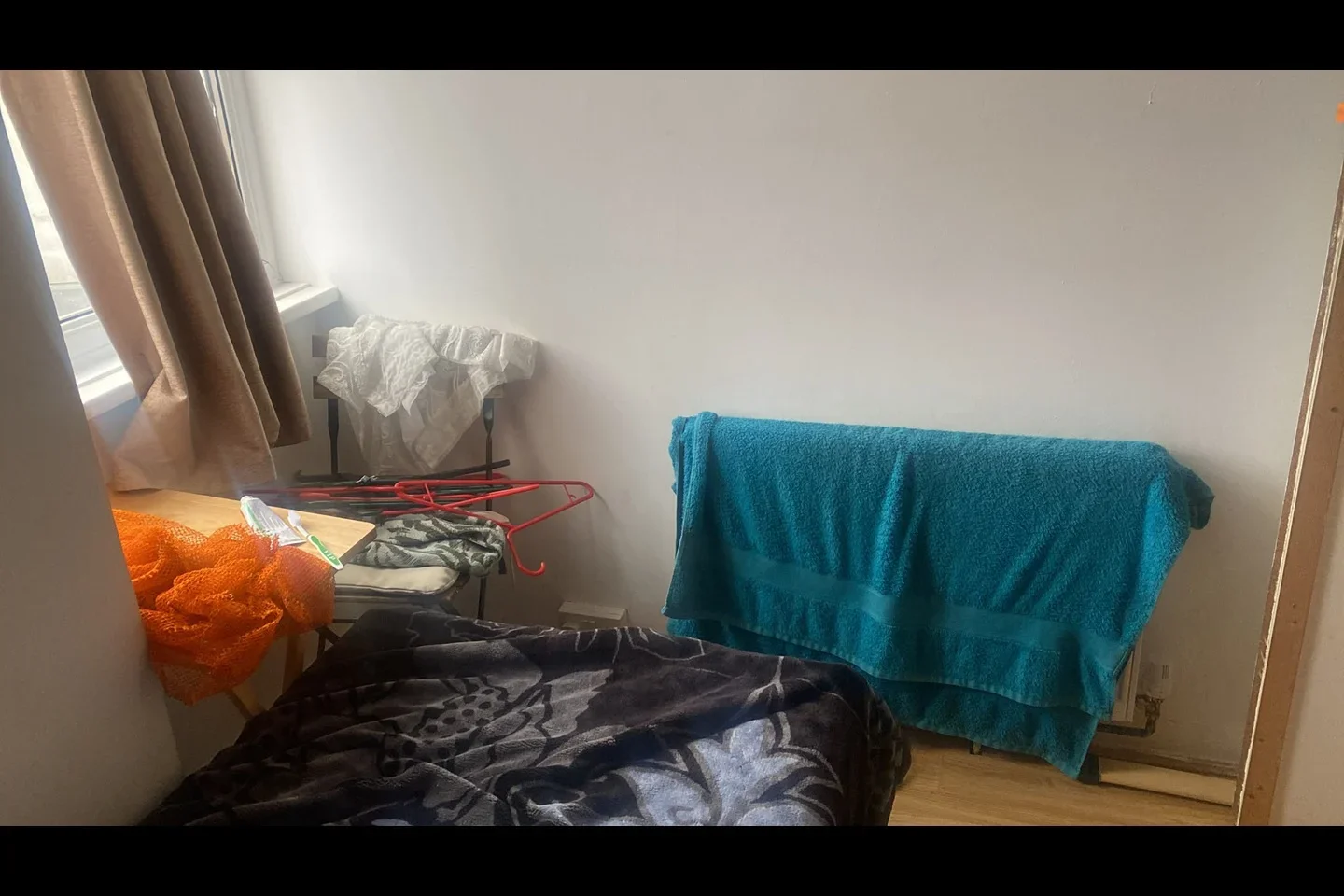 Room Purley Way in Greater London
