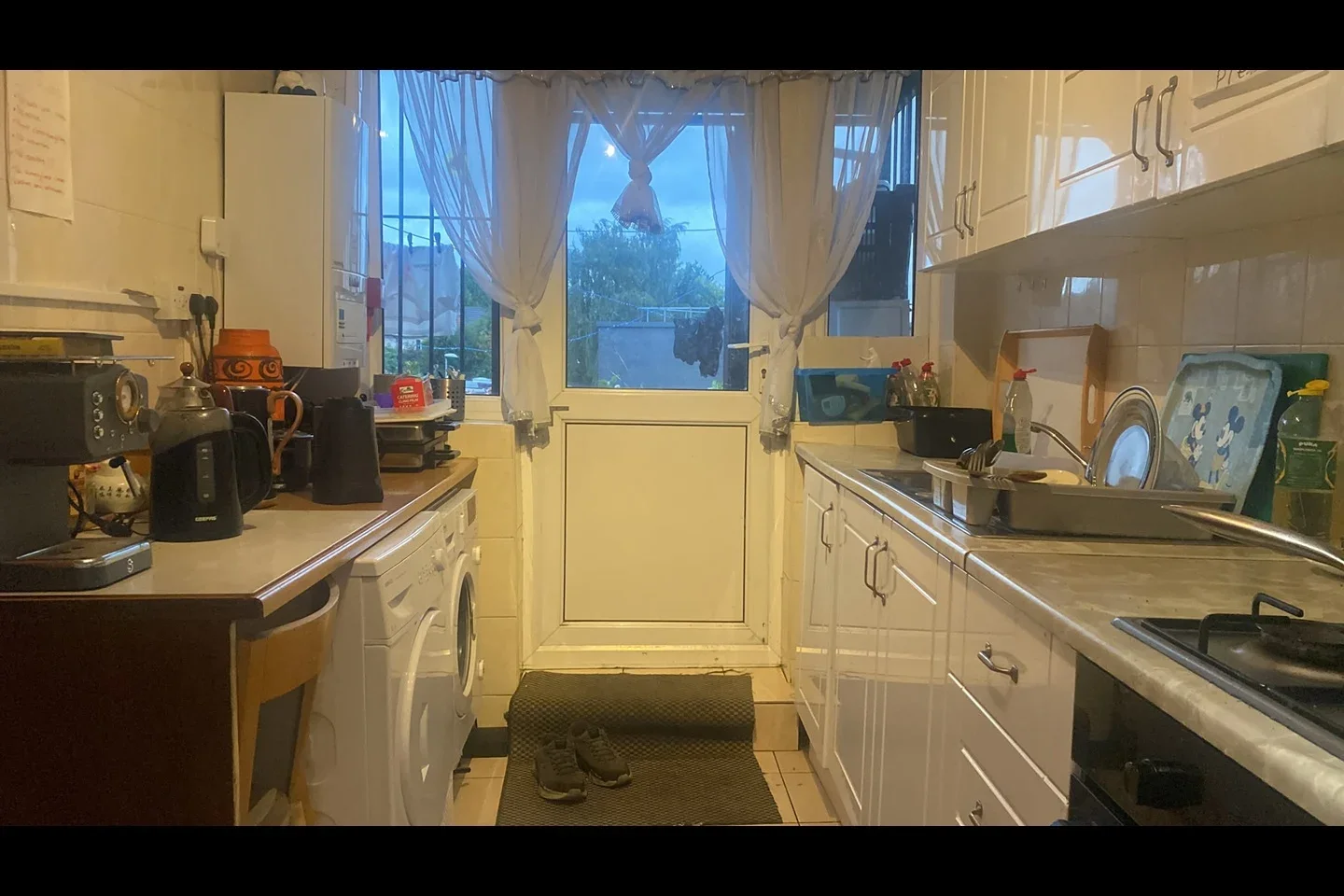 Room Purley Way in Greater London