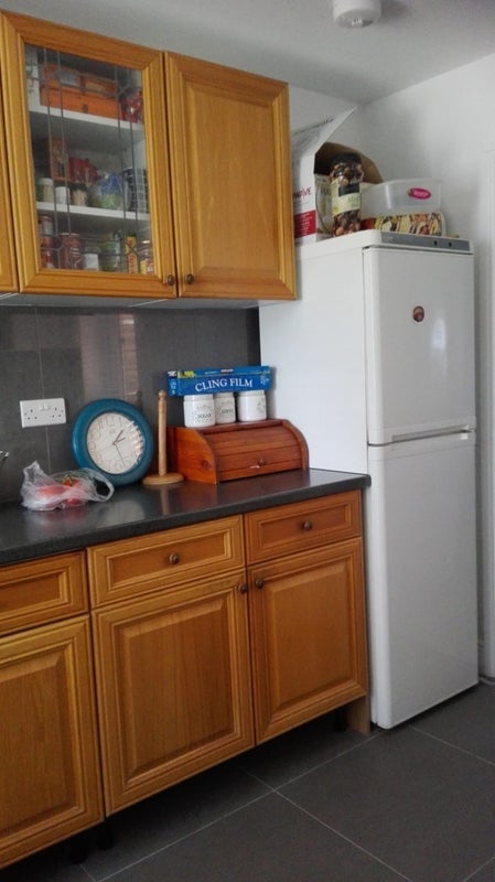 Room Crayle Street in Slough