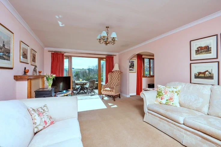 House B4518 in Llanidloes