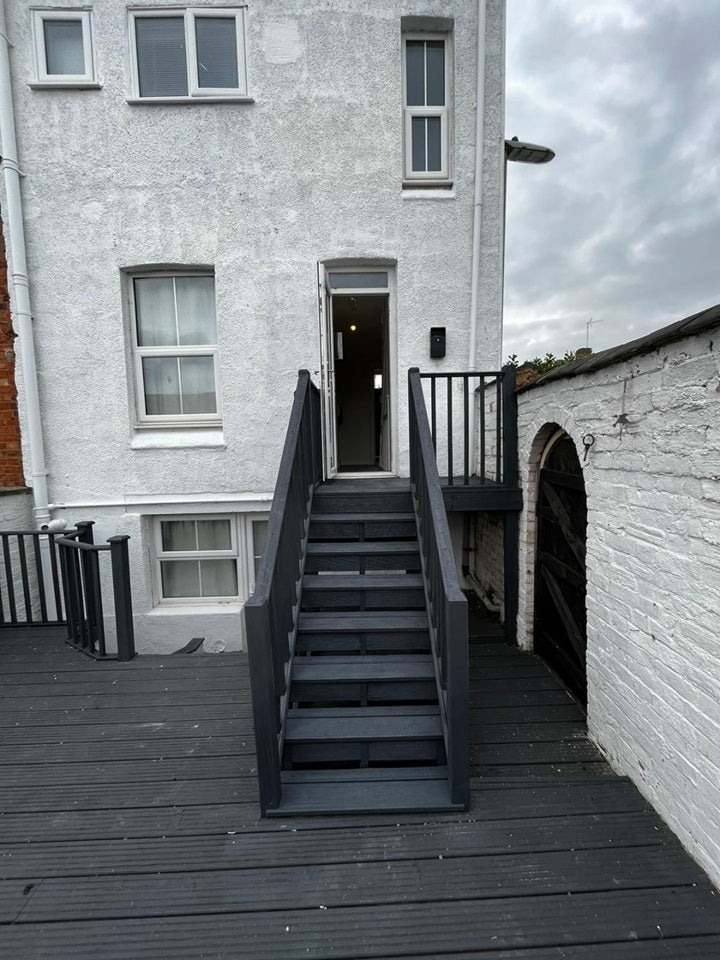 Room Winstanley Road in Wellingborough