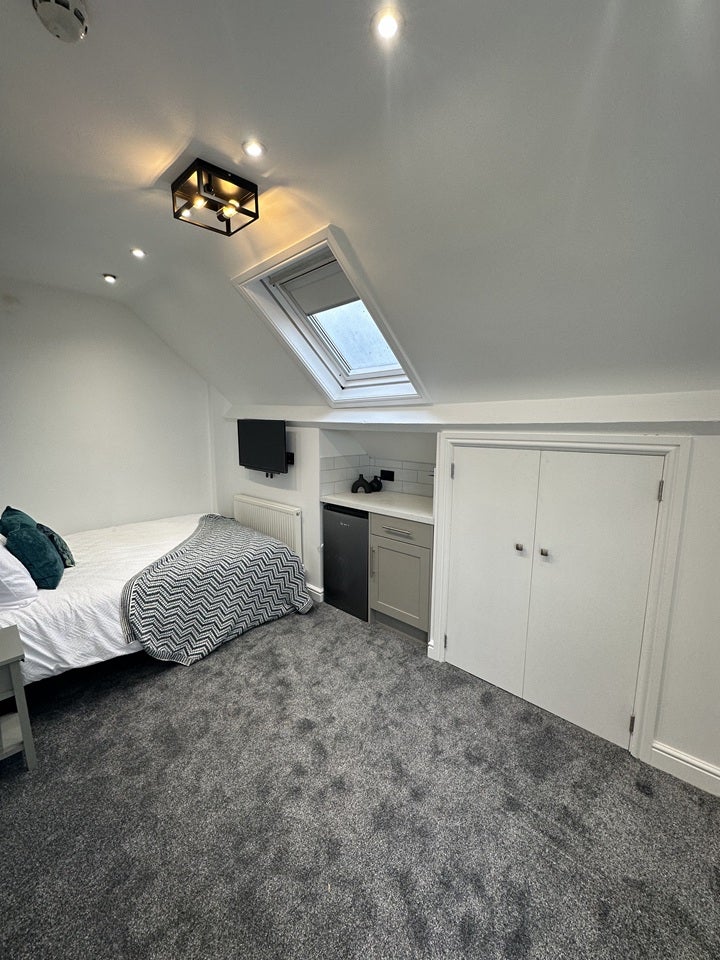 Room Winstanley Road in Wellingborough