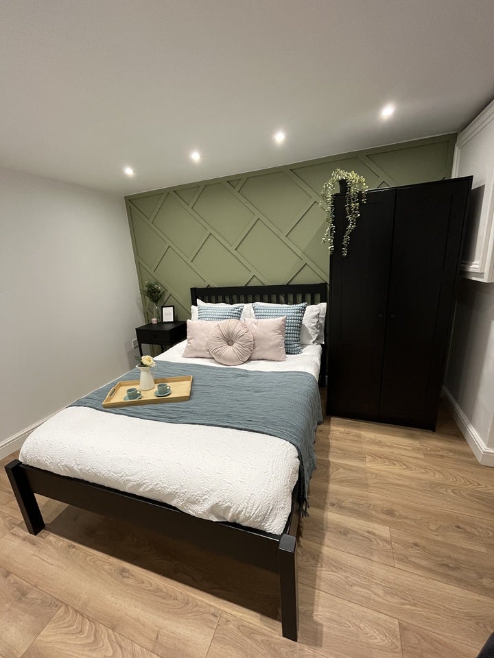 Room Winstanley Road in Wellingborough