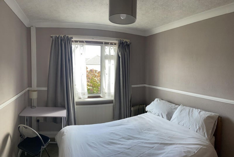 Room Hazelwood Avenue in New Forest