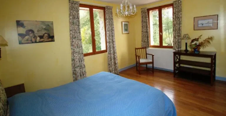 Room D 321 in Douville-sur-Andelle