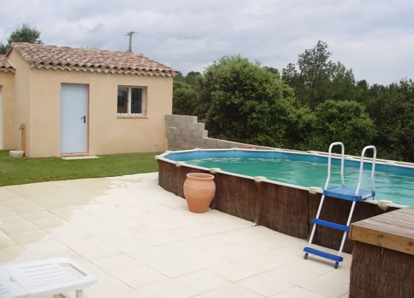 House Chemin du Vergon Ouest in Pont Royal