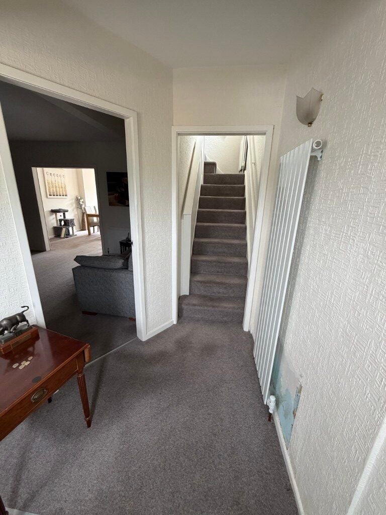 House Shearwater Drive in Salford