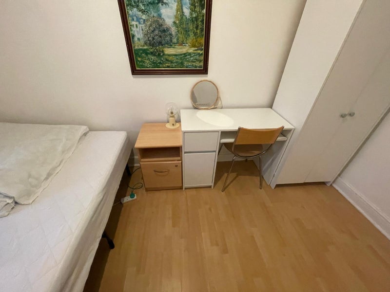 Room Naval Row in Greater London