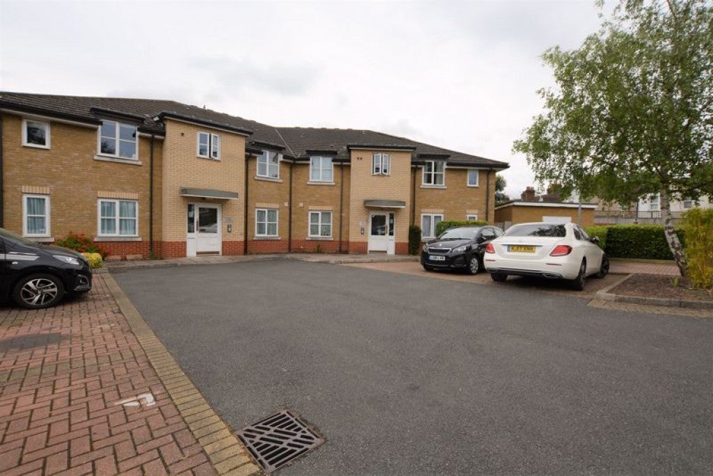 Flat Sangam Close in Greater London
