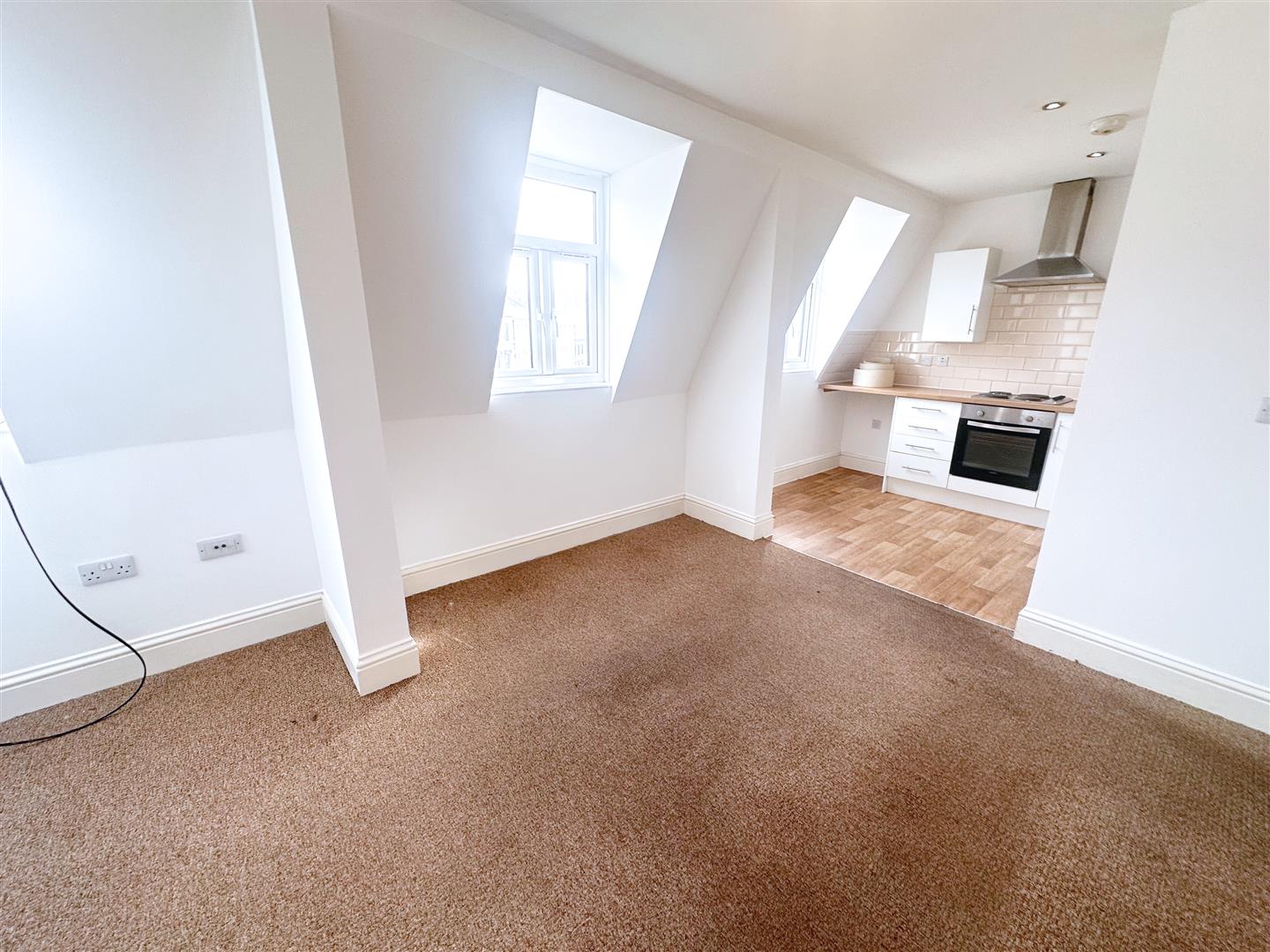 Flat Robertson Street in St Leonards