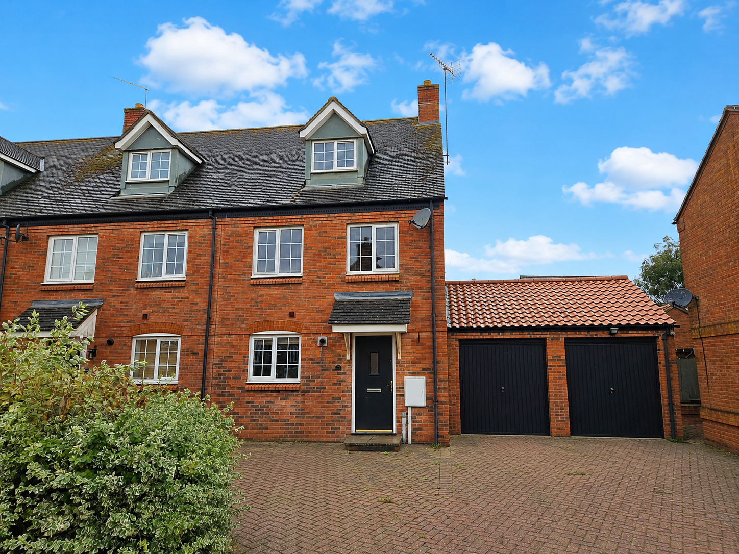 House Buttercup Road in Desborough