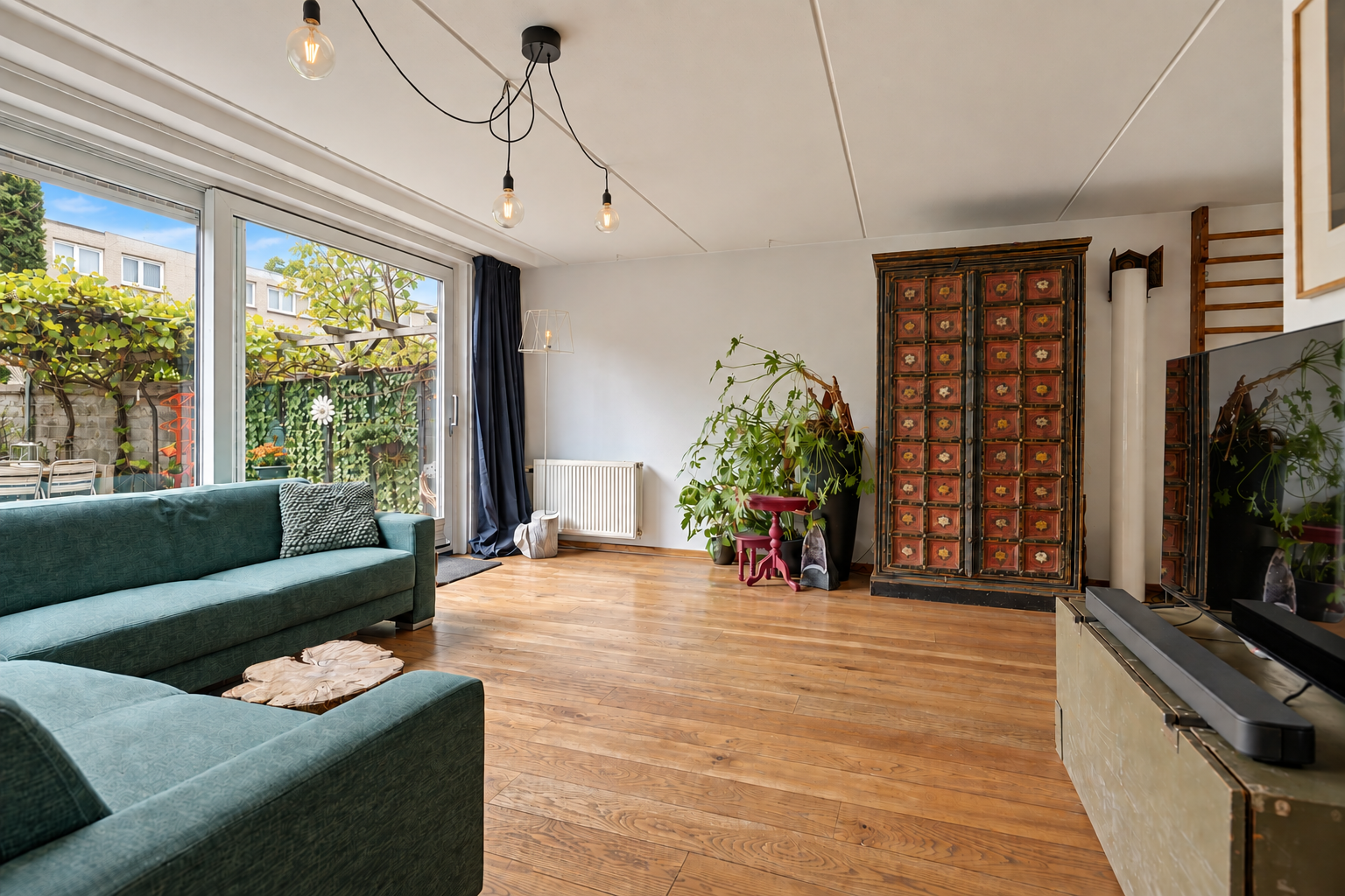Hoekwoning te koop: Fagotstraat 106, Almere