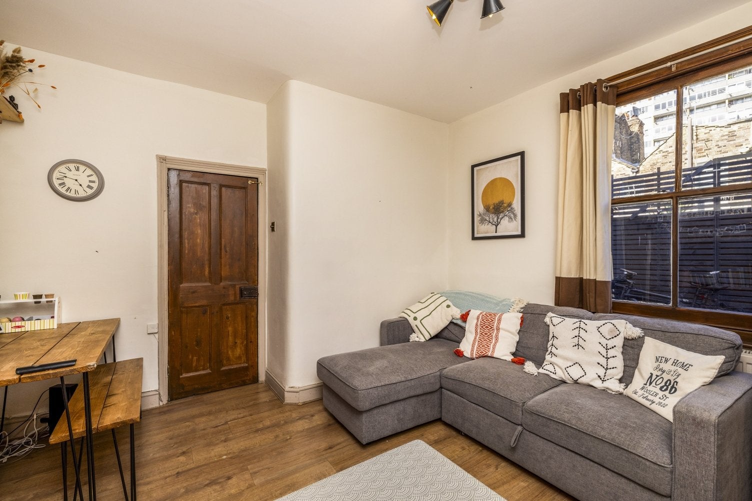House Inville Road in Greater London