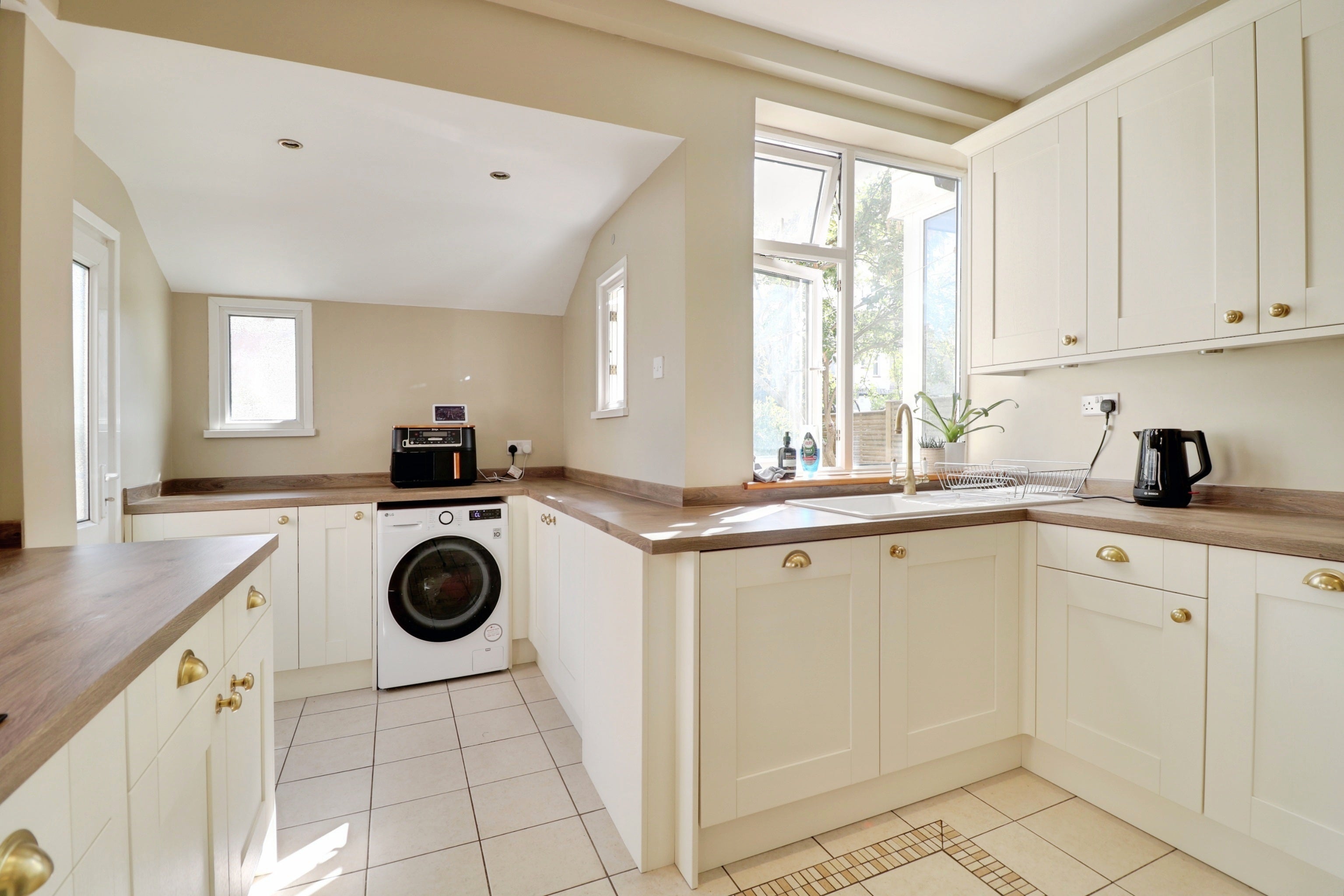 House Rowan Walk in Southend-on-Sea